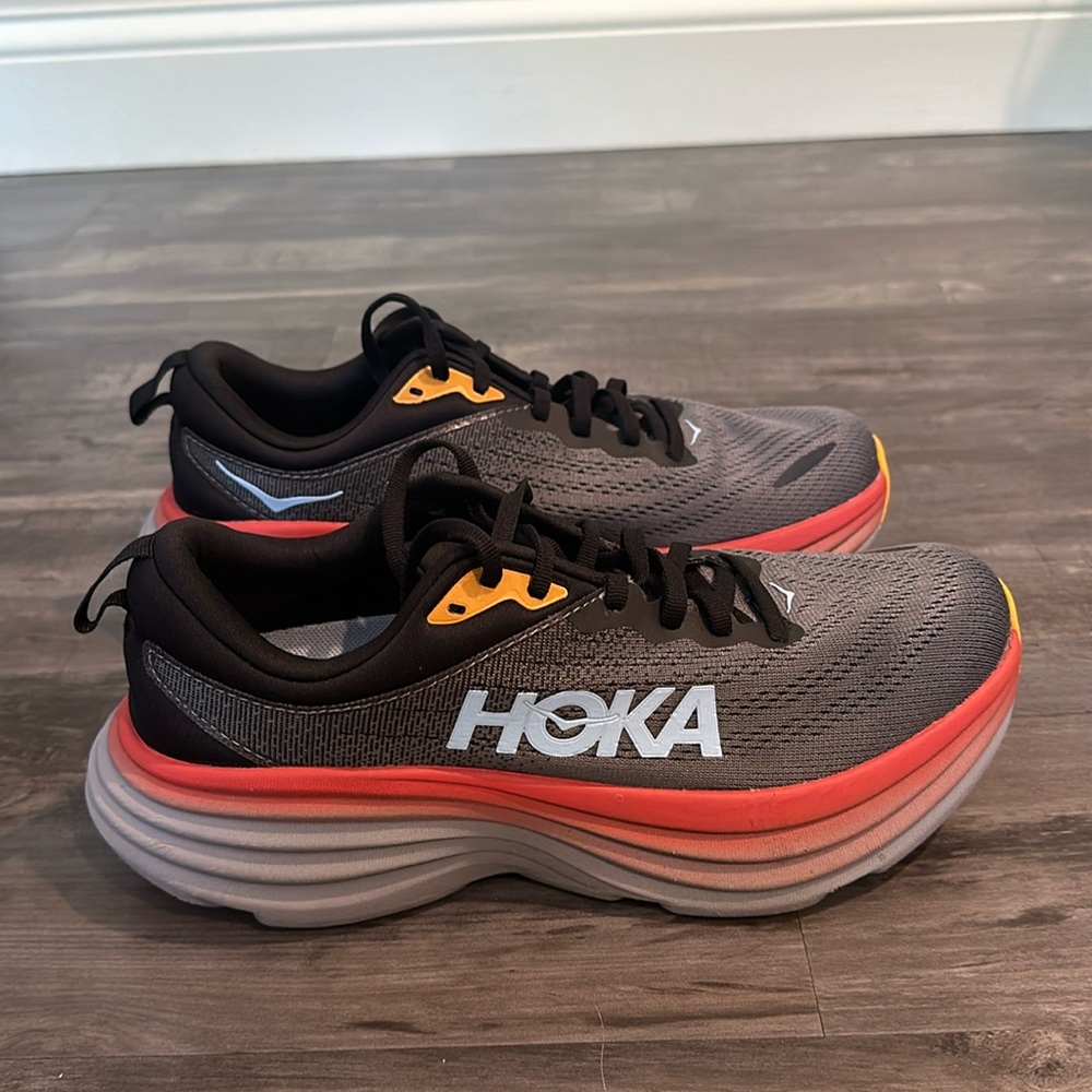 Hoka One One Bondi 8